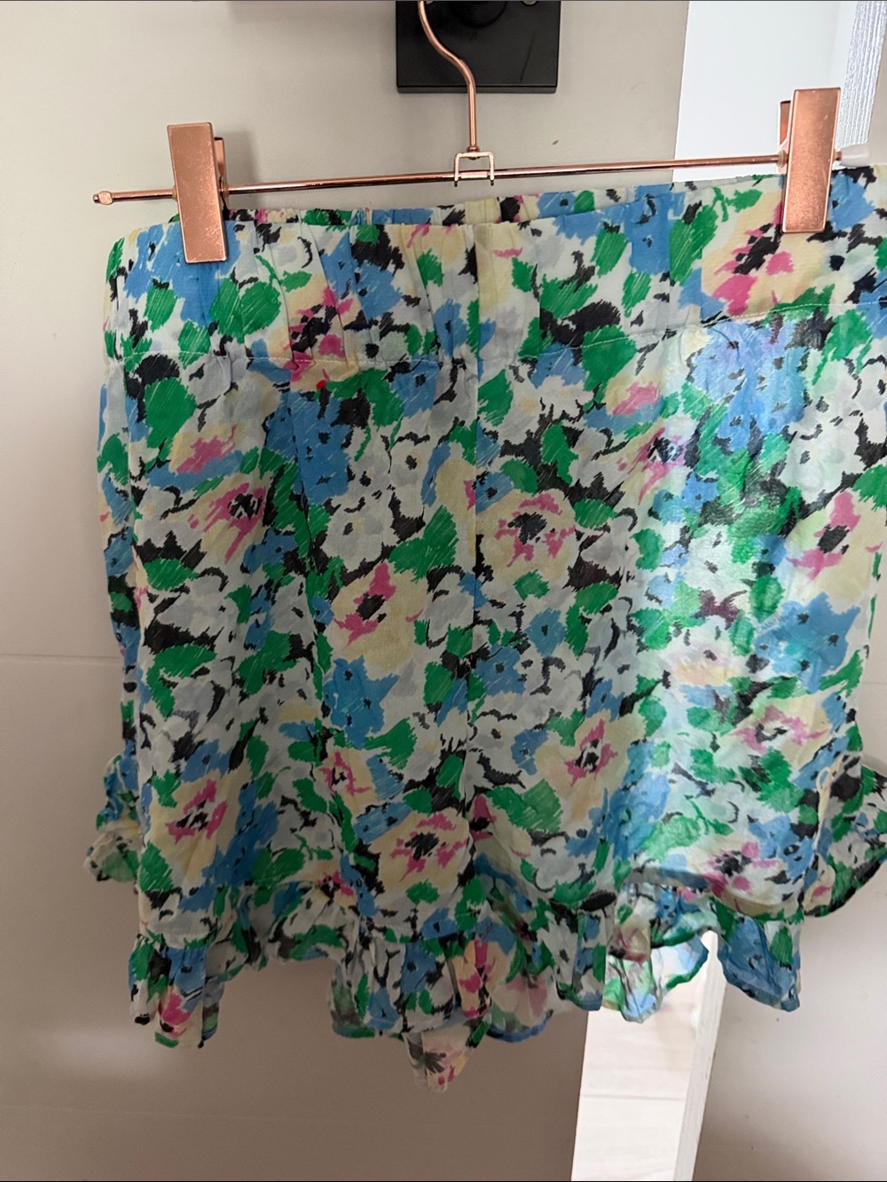 Ganni Floral Ruffle shorts IT40 (us M)